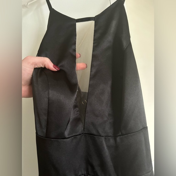 Worn once. Perfect condition. - Picture 3 of 4